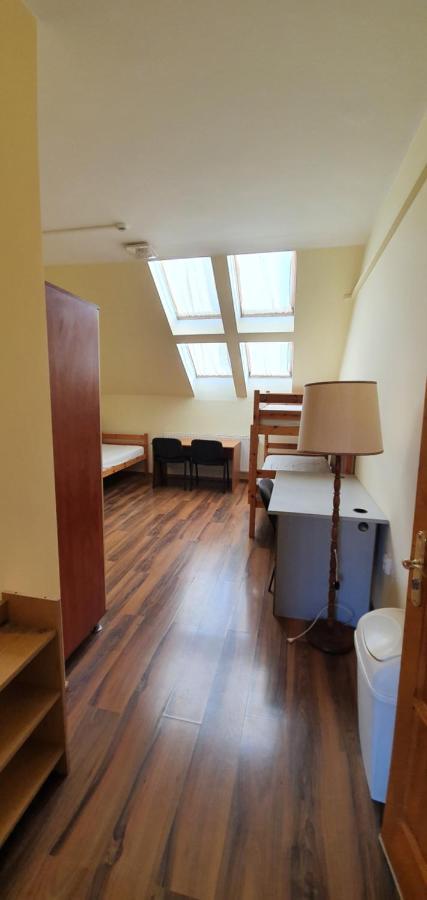 Romzsa Todor Kollegium Hostel Szeged Bagian luar foto