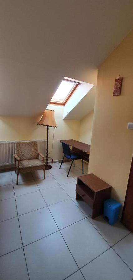 Romzsa Todor Kollegium Hostel Szeged Bagian luar foto