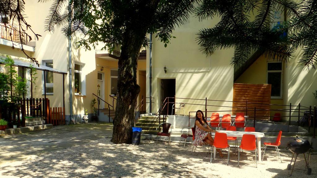 Romzsa Todor Kollegium Hostel Szeged Bagian luar foto