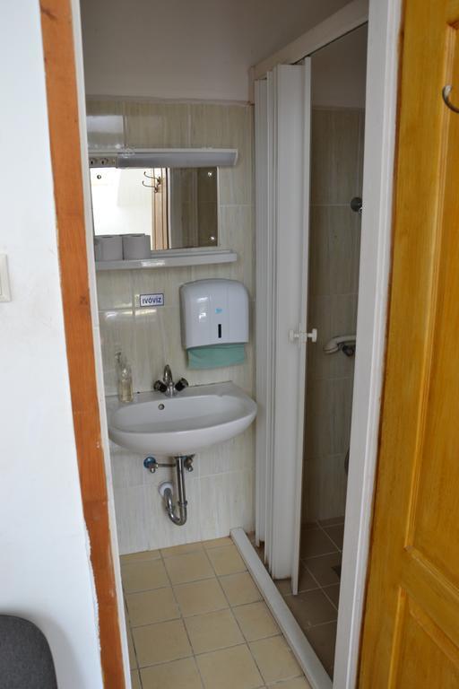 Romzsa Todor Kollegium Hostel Szeged Bagian luar foto
